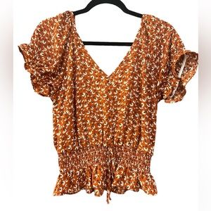 🤩 SALE Floral Top Size: S